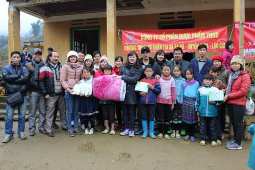 YNNO Pharma mang hơi ấm tình thương đến với các em nhỏ Trường Sả Xéng, xã Sa Pả, huyện Sa Pa, tỉnh Lào Cai