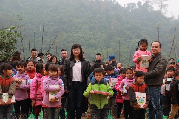 Trao Tết yêu thương 2019